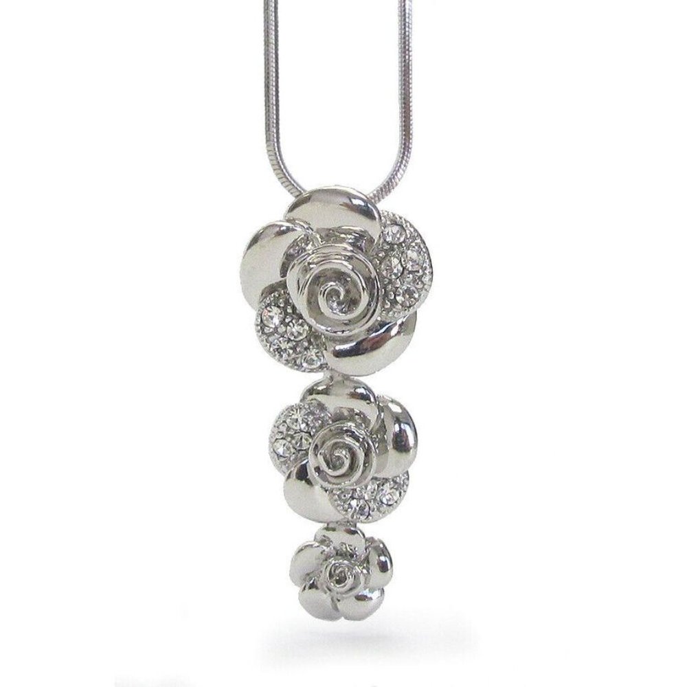 Whitegold Plated Crystal Triple Rose Necklace NWT